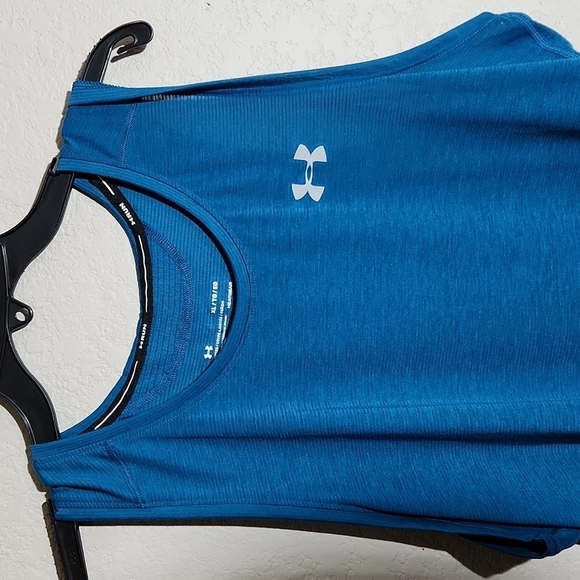 Under Armour Tank Top Womens Size XL Heatgear Run Blue shirt running - Picture 3 of 8